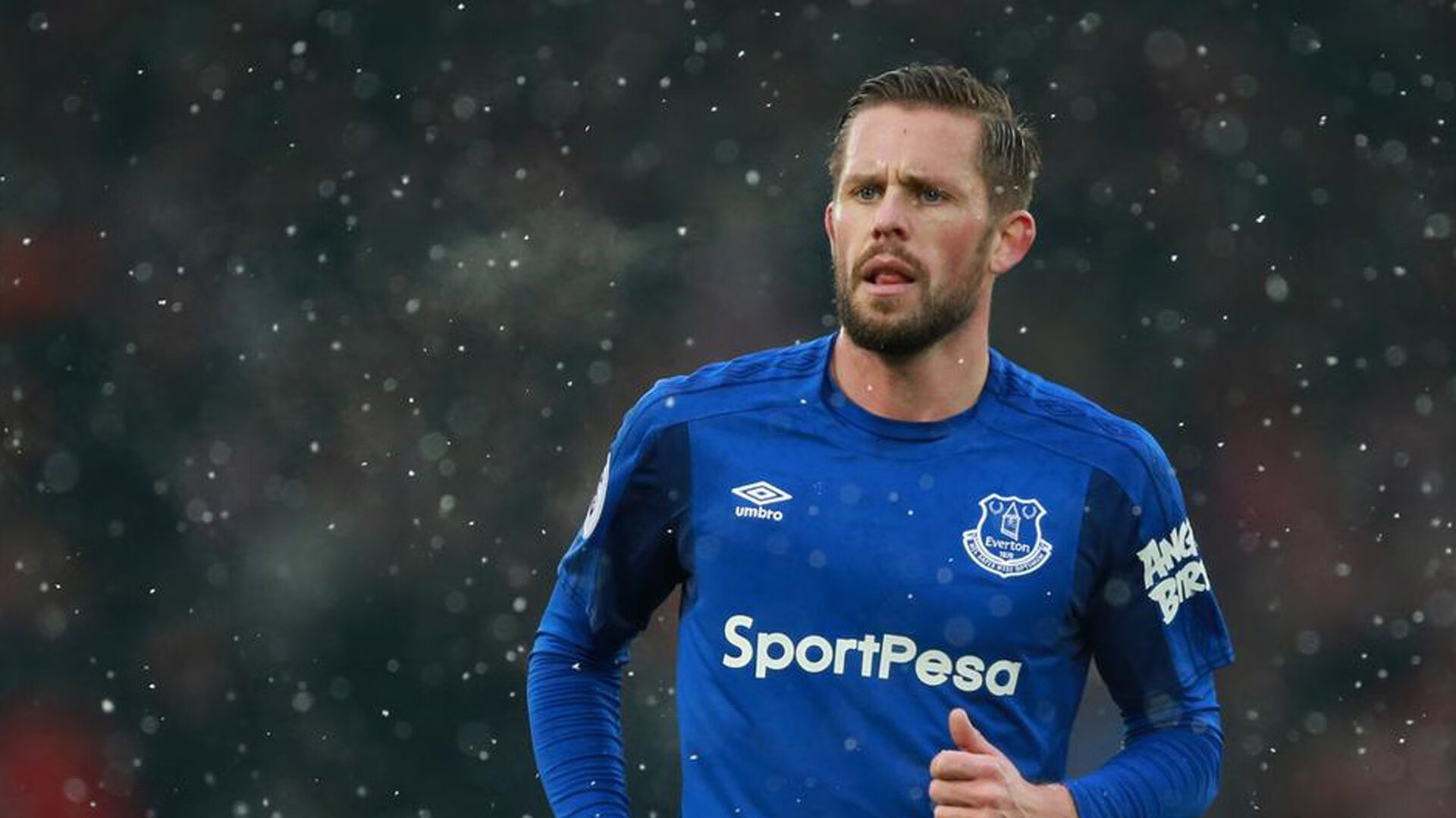 约翰·恩多耶-布鲁阿尔赛场风采尽显未来之星，约什布恩